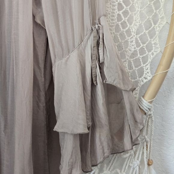 Le Marais Silk Chiffon Fairycore Ethereal Balletcore Ombre Bell Sleeve Top M - Picture 3 of 9